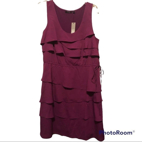 Apt 9 dress with ruffles size L - Picture 1 of 6